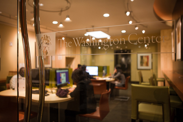 The Washington Center's student computer lab, with logo