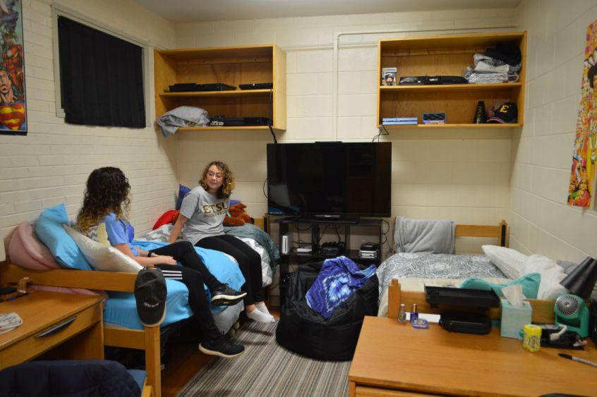 Davis Efficiency Apartments