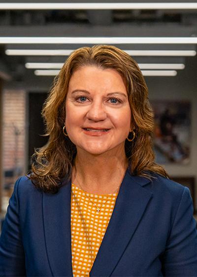 Photo of
Suzanne Williams