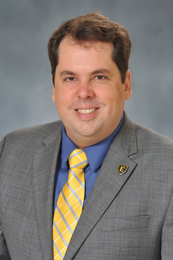Photo of Felipe Fiuza, Ph.D. LCRC Director