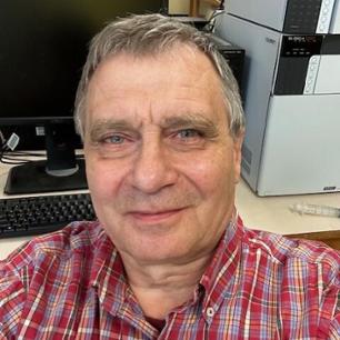 Yuriy Razskazovskiy of Yuriy Razskazovskiy