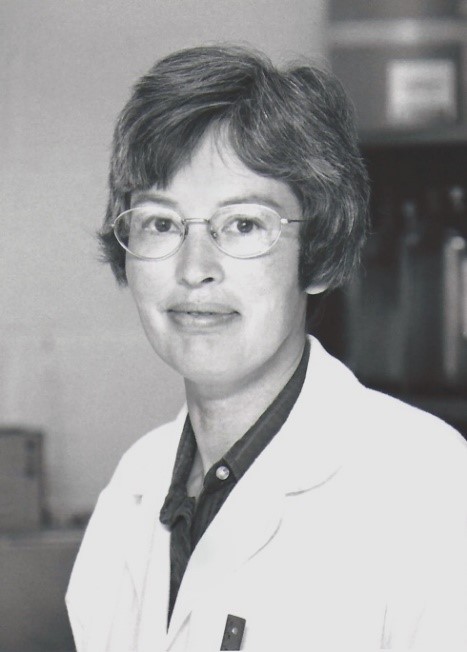 Photo of Dr. Mary Lou Ernst-Fonberg