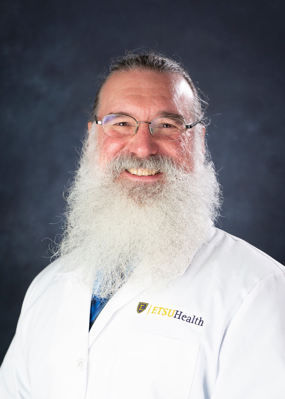 Photo of Reid Blackwelder, MD, FAAFP Associate Dean of Graduate Medical Education and Continuing Education for Health Professionals, Designated Institutional Official