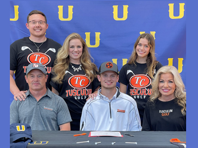 Daxx Carr Signs With Tusculum University