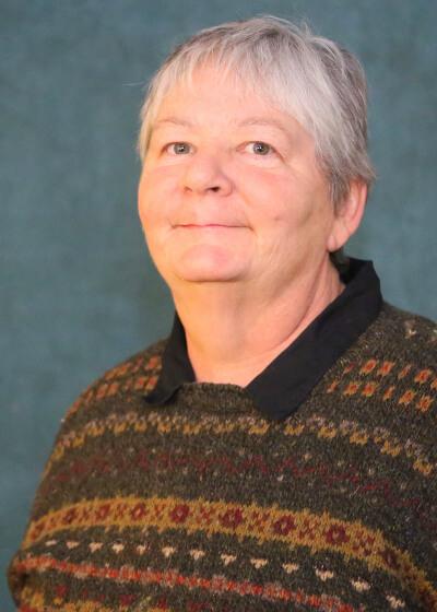 Profile Image of Helen Zakewicz